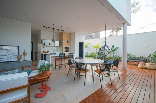 Comment concevoir une cuisine extérieure durable pour un climat méditerranéen?